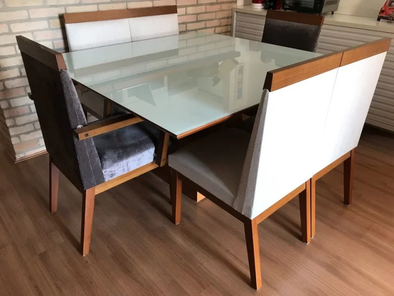 Mesa de Jantar com 6 Cadeiras