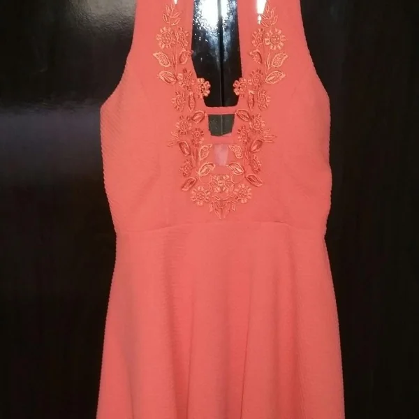 Vestido Curto Laranja
