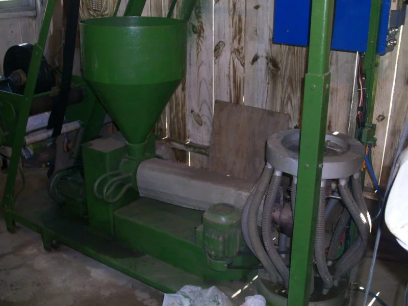 Máquina de Plastico