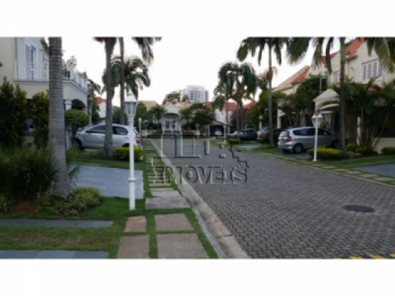 Casa com 3 Dorms em São Paulo - Vila Nova Caledônia por 1.5 Milhões