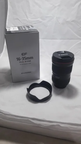 Canon Ef 16-35mm F/2.8 III Usm