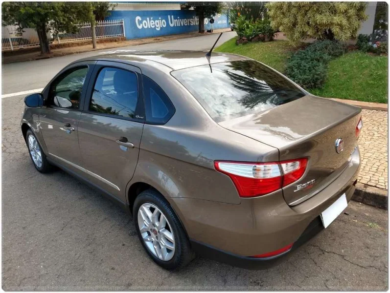 Fiat Grand Siena 2016 1.6 Completo e Impecavel