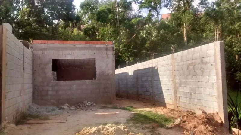 Casa em Construção