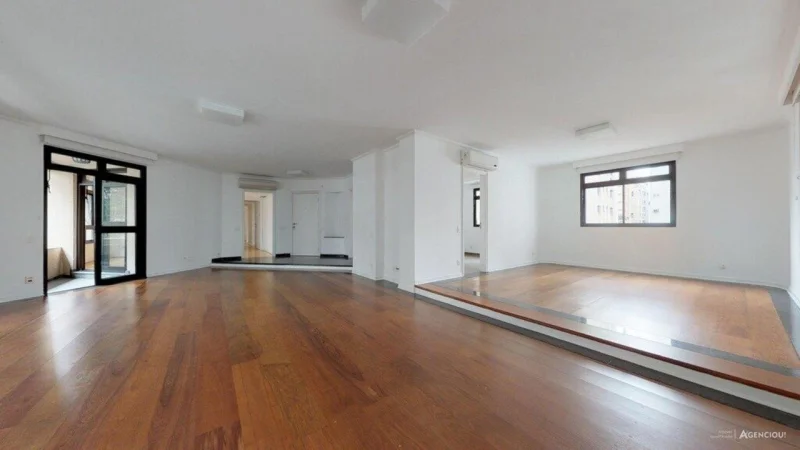 Apartamento Que Conta com Aproximadamente 292m2 de área Priv