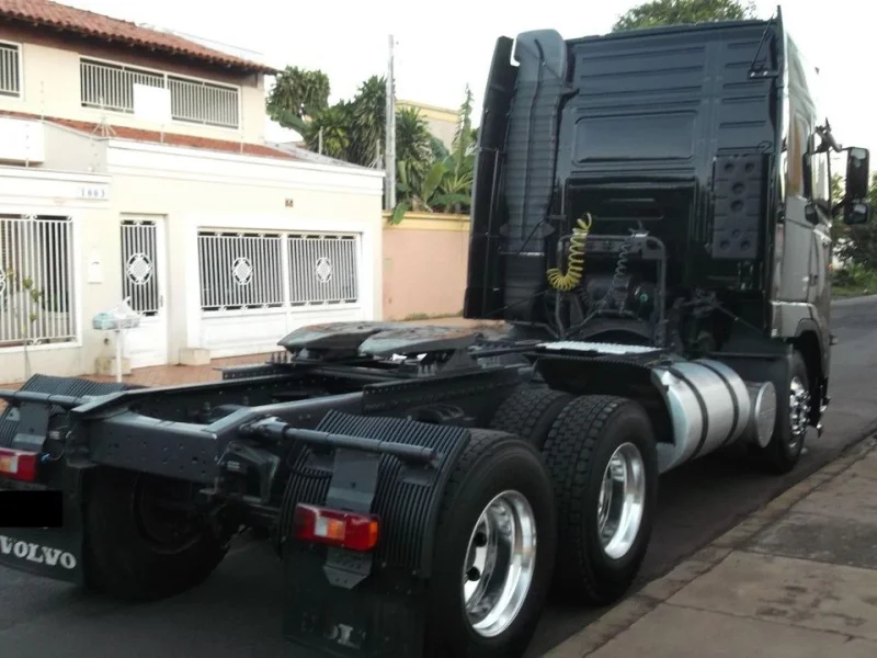 Volvo Fh 440 Globetrotter 6x2 I-shift 2010 Cavalo