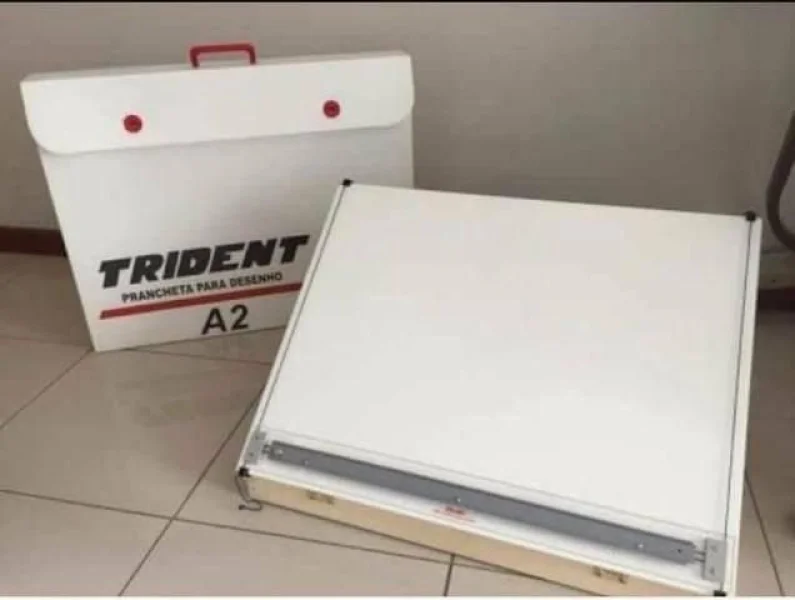 Prancheta de Desenho A2 Trident - Arquitetura