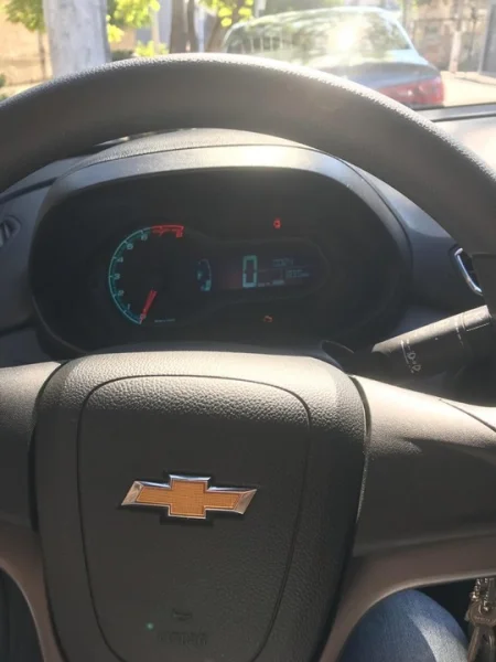 Onix Lt 1.4 - 2014 com 15.000 Km Apenas. 1 único - Oportunidade de Our
