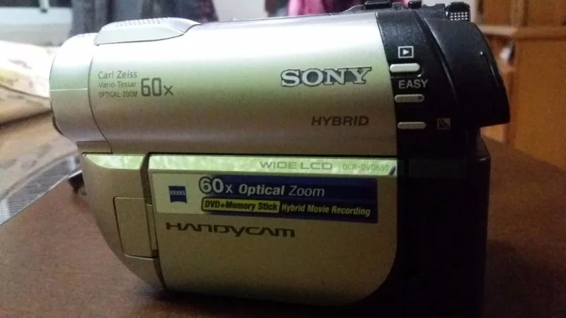 Filmadora Sony Handycam Dcr DVD 650 Zoom óptico: 60x