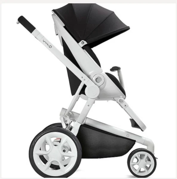 Carrinho de Bebê Alumínio 3 Posições Moodd Quinny Black Irony 0 a 15kg