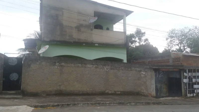 Terreno 508 Mts com 3 Casas