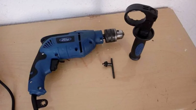 Furadeira e Parafusadeira Ford 500w