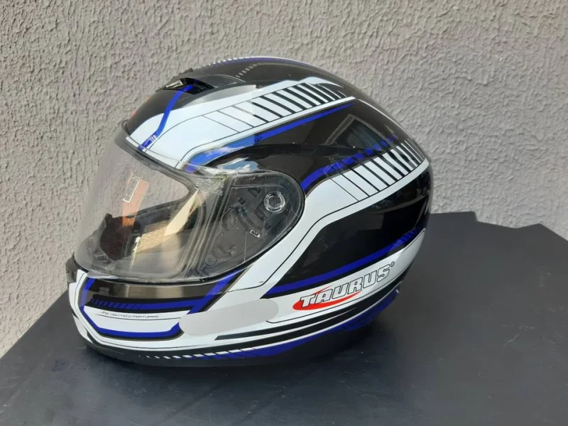Vende Capacete para Moto
