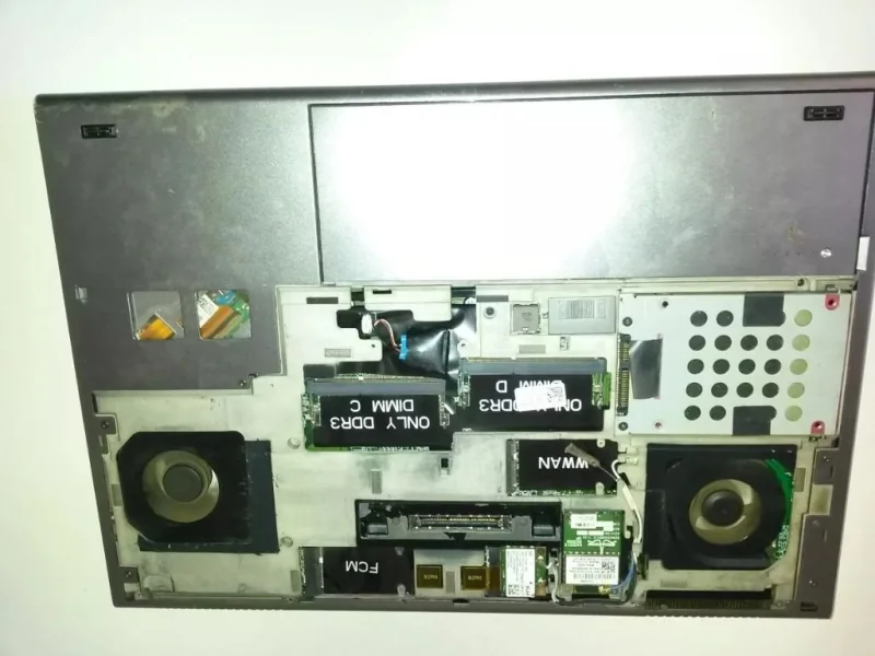 Dell Precision M6400 17 Core 2 Duo Lcd C/defeito