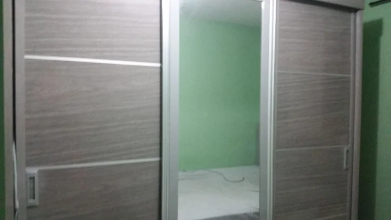 Guarda Roupa