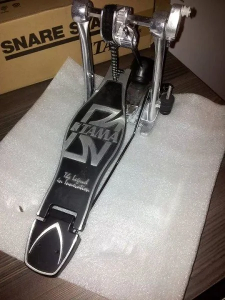 Pedal para Bateria Tama