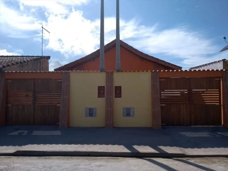Vende Casa em Itanhaém, Venha Conhecer!