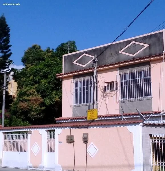 Sobrado com 2 Casas Excelentes em Jardim Alvorada Nova Iguaçu