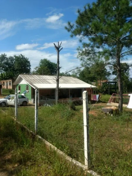 Vendo ou Troco Casa na Br 277 Km13