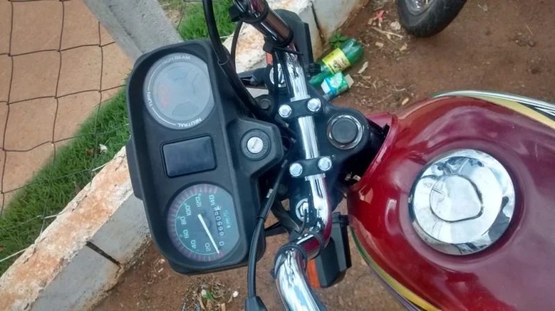 Vendo Moto Titan 99/00