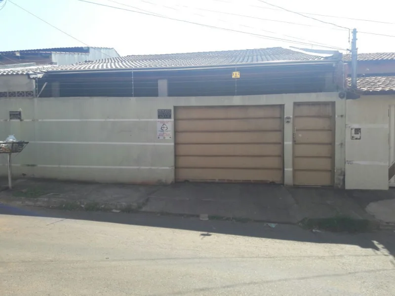 Casa Gyn2 - 3 Qtos a 3 Minutos do Passeio das águas Shopping