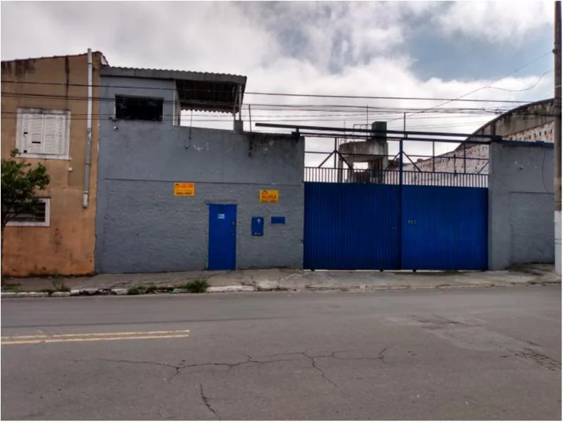 Terreno com 900 m2 em São Paulo - Vila Santa Catarina por 8 Mil para Alugar