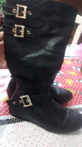 Bota Cano Baixo N°37