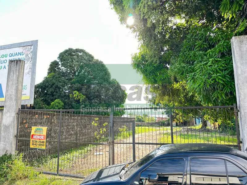 Vende-se ou Aluga-se Terreno Amplo no Bairro Petropólis no Valor de 1.900.000,00 para Venda ou 10.00