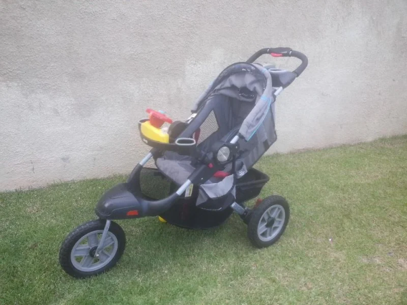 Carrinho de Bebé
