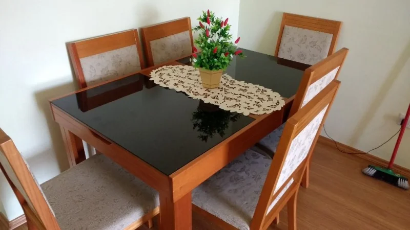 Mesa de Jantar 6 Lugares