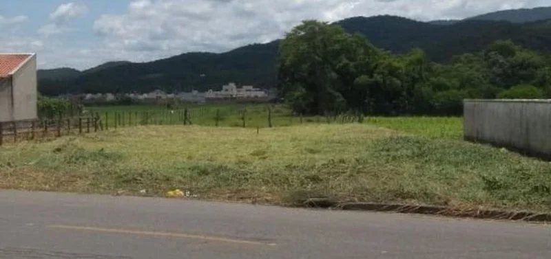 Vendo Terreno na Tajuba 1