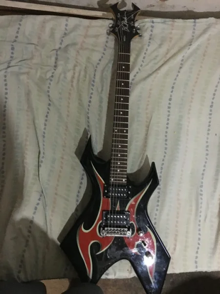 Guitarra Bc Rich Pouco Usada