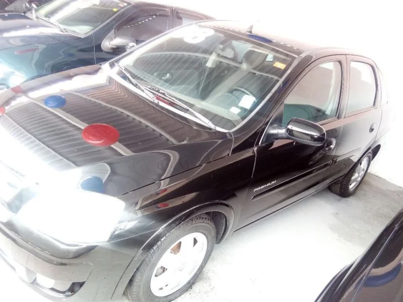 Corsa Sedan