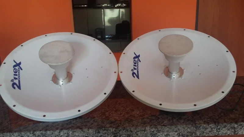 Antena de Disco Mimo 5.8ghz 25dbi 2flex-pig Tail e Suporte