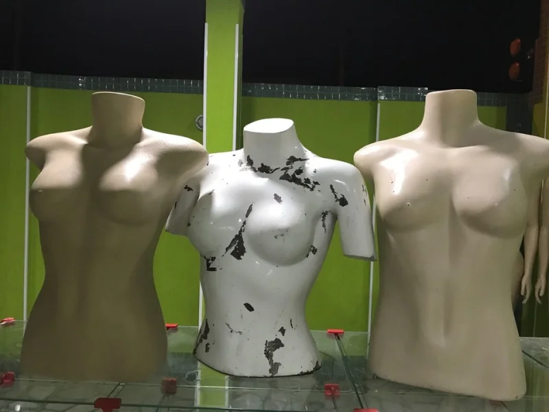 Manequins
