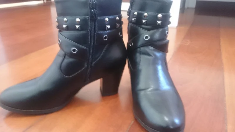 Bota Mooncity