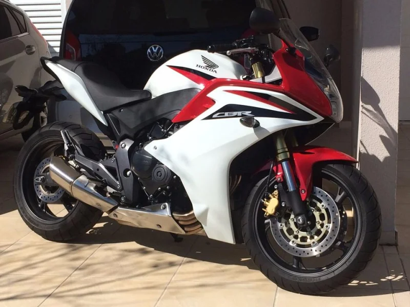 CBR 600f 2013 Tricolor Linda