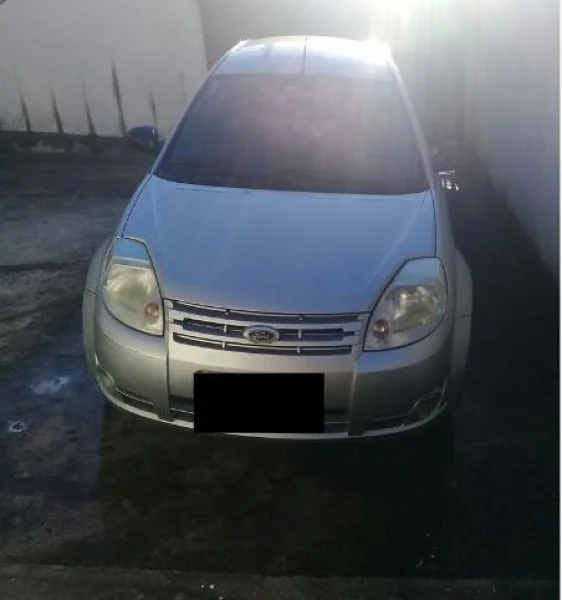 Ford Fiesta Sedan 1.0 (flex) 2009