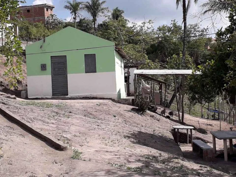 Vendo um Terreno em Massaranduba,na Rua José Benício sem Numero,