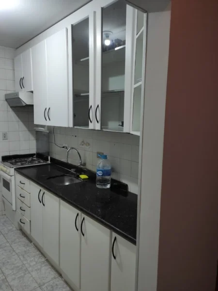 Aluga-se Apartamento Semi Mobiliado