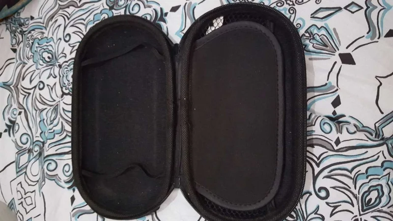 Vendo Psvita com 5 Jogos