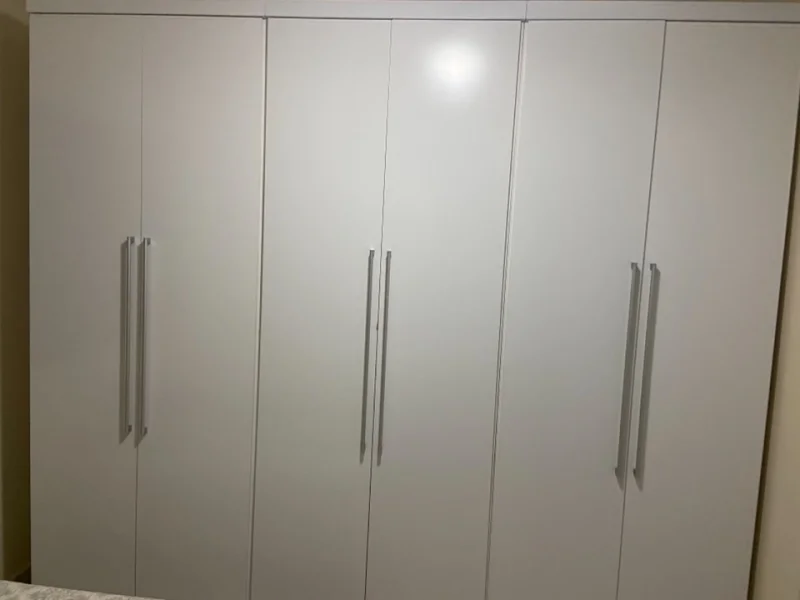 Vendo Armário