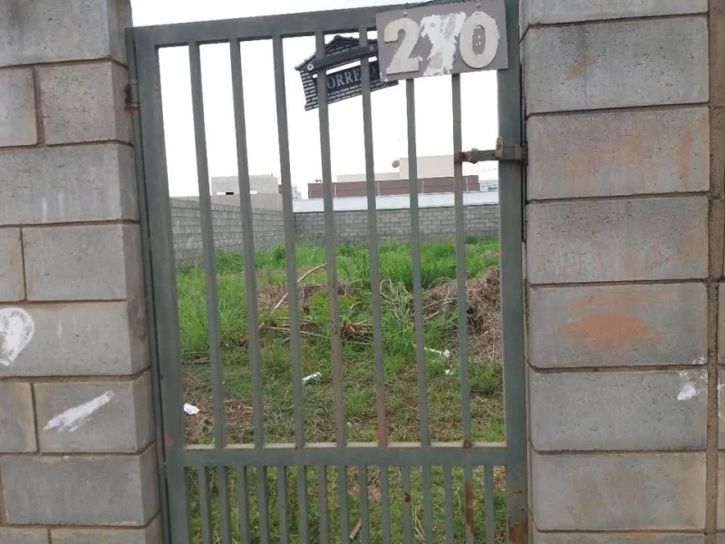 Terreno 250 m2