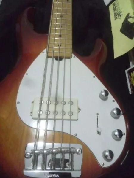 Music Man 5h Otima Oportunidade – Imperdivel Semi Novo