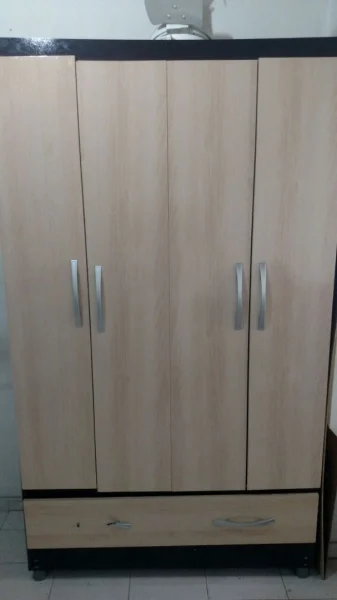 Armário 4 Portas e Gaveteiro