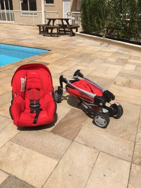 Bebê Conforto Maxi-cosi Mico AP Red + Carrinho Zapp Xtra