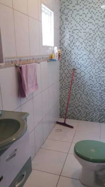 Excelente Casa Térrea de 4 Cômodos