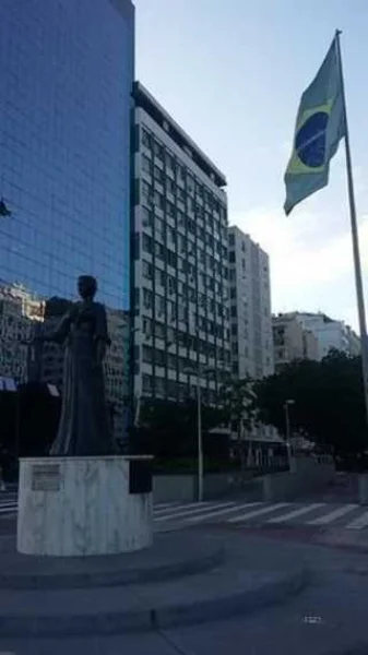 16 Salas Comerciais -eram Antes 34 Aptos-copacabana-atenção Investidor