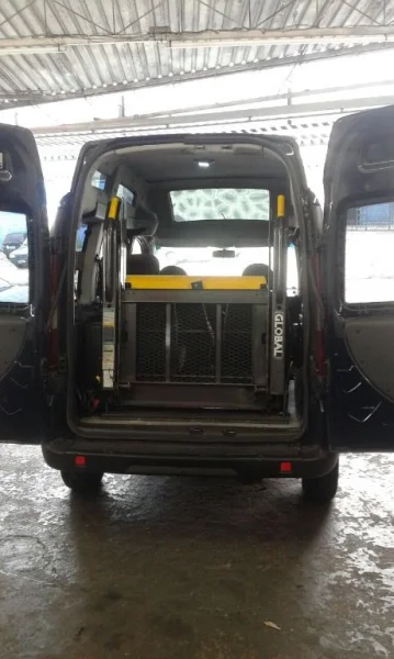 Doblo Adaptada para Cadeirante