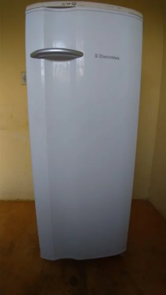 Vendo Geladeira