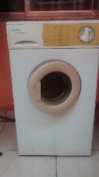Máquina de Lavar Roupas Enxuta Futura 5 Kg
